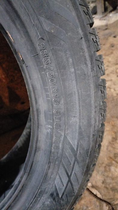 Продам новую резину r18