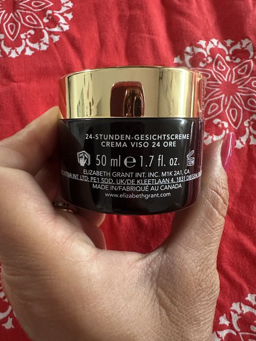 Crema fata antirid Caviar