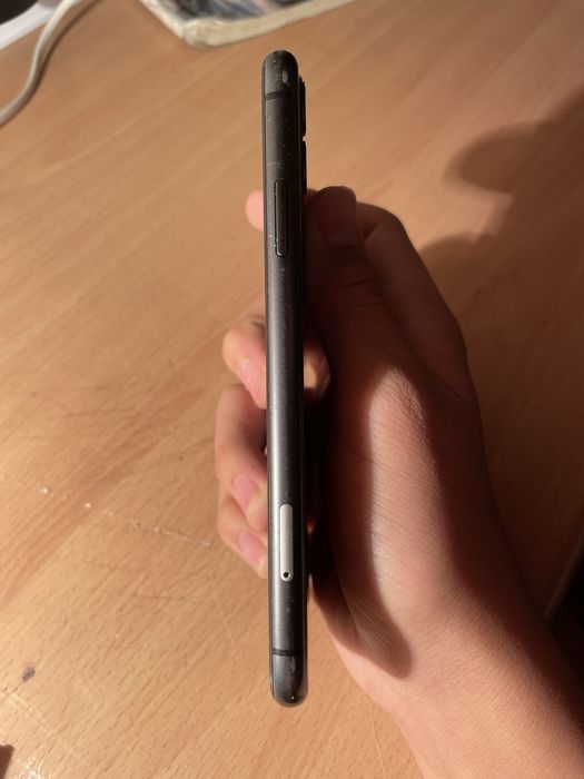 iPhone 11, акб 76, 128 памяти