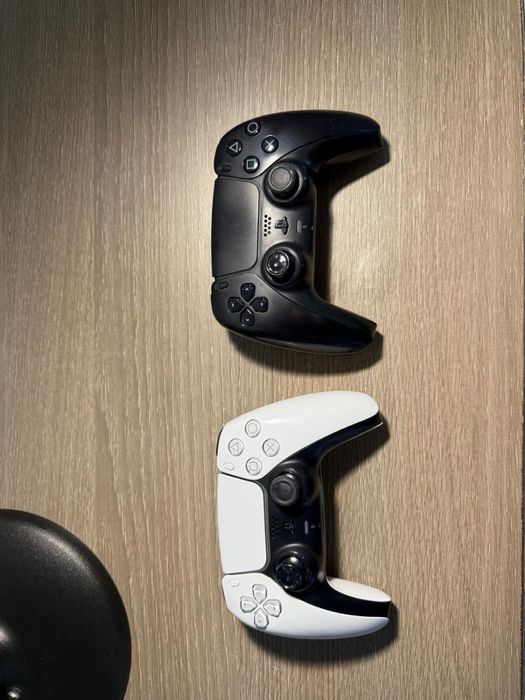 Ps 5 cu 4 jocuri