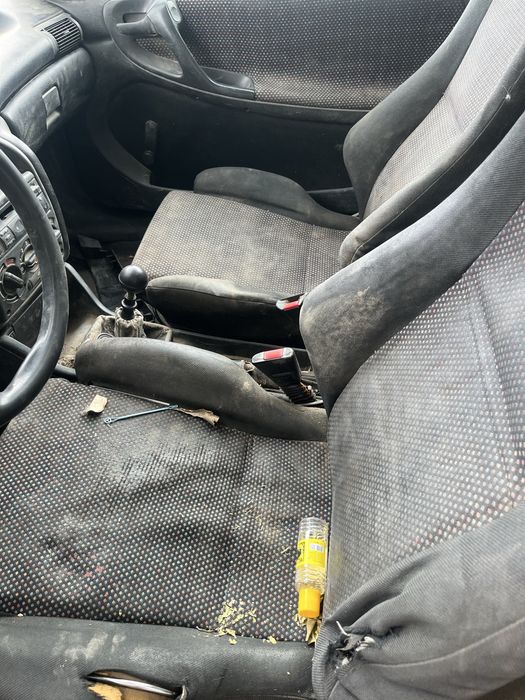 Opel Astra F На части