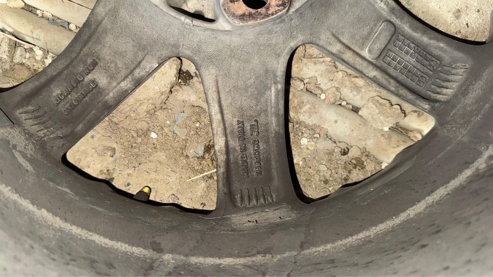 Диски R17 от Mercedes-Benz