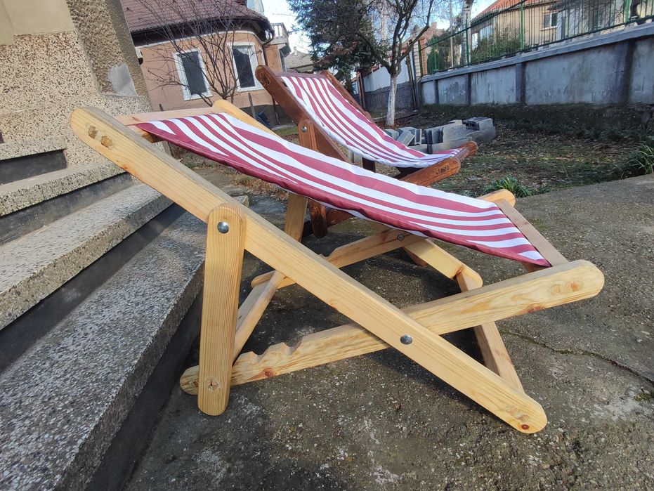 Продавам дървени шезлонги