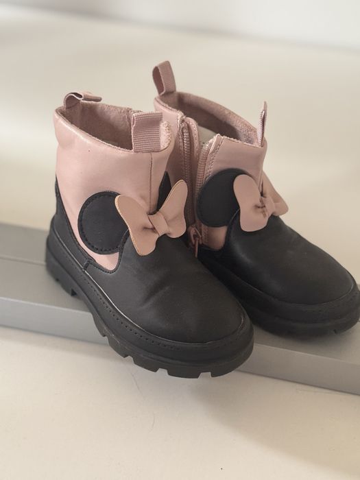 Ghete H&M Minnie, masura 23