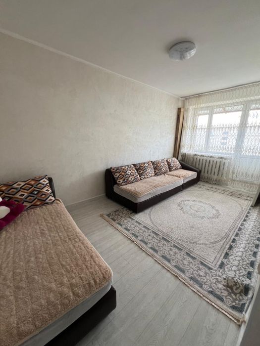 Продам 4-комнатную квартиру