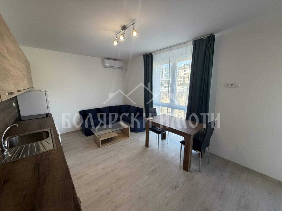 Южен двустаен апартамент в Картала