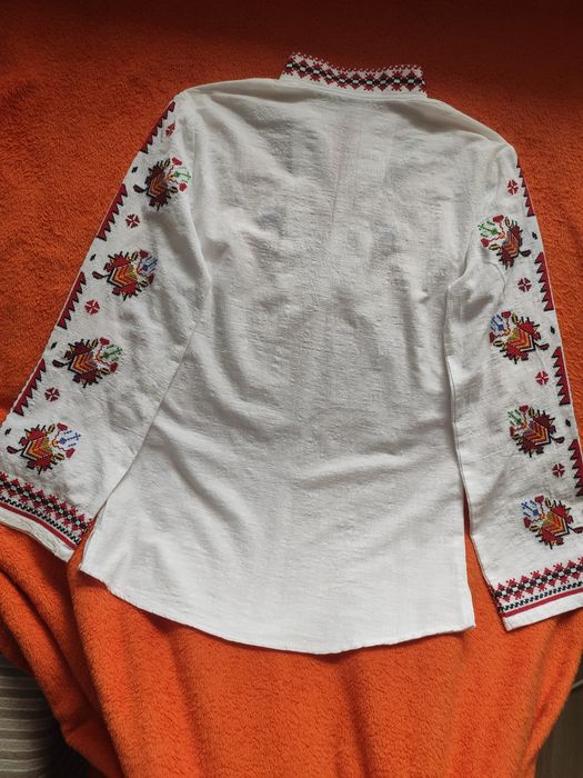 Дамска риза с шевици (S размер)