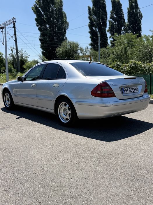 MERCEDES-BENZ E-Class 2002 — imagine 3