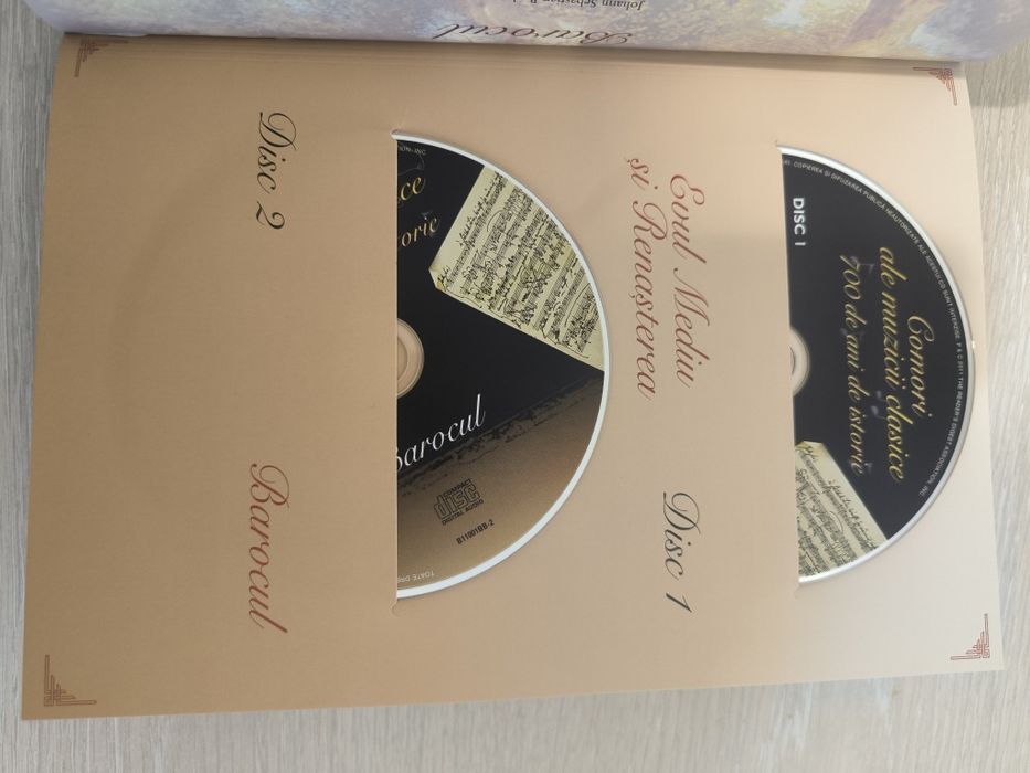 Comori ale muzicii clasice, 700 de ani de istorie, 8 CD incluse.