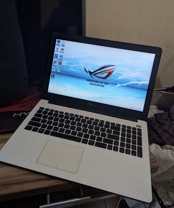 Ноутбук Asus 2018 года