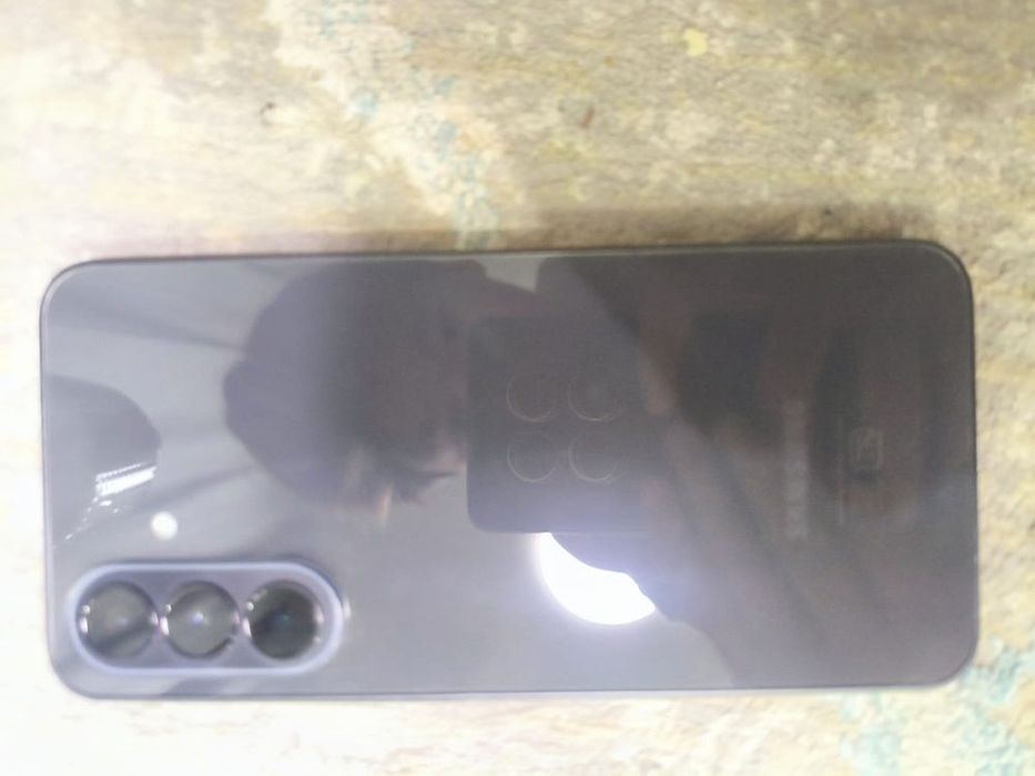 Samsung A37 256/8