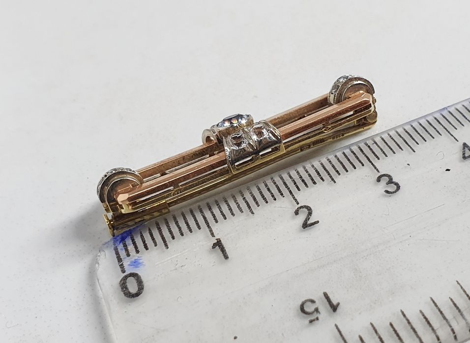 Broșă din aur de 14K cu diamante naturale – 4,49 g – 3,5 cm