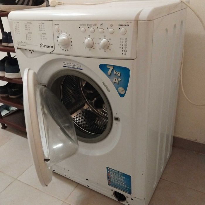 Пералня индезит.