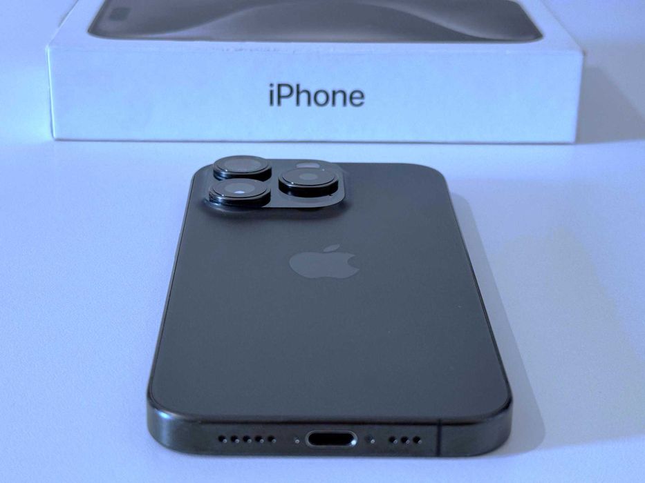 Бартер! iPhone 15 Pro Black Titanium (Черен)