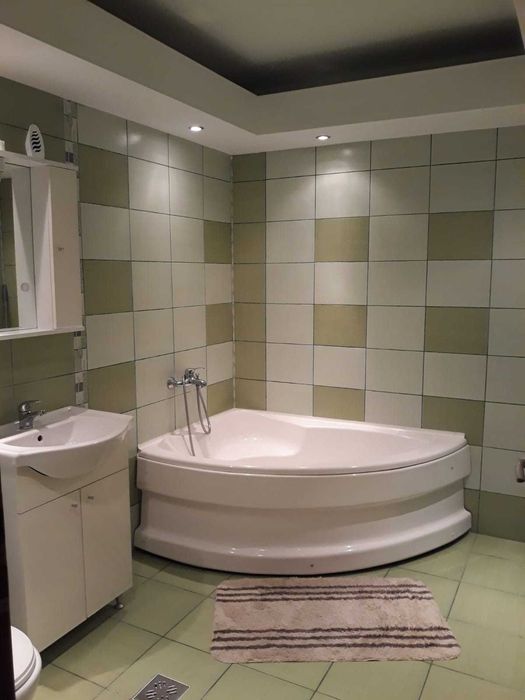 Inchiriez apartament 2 camere