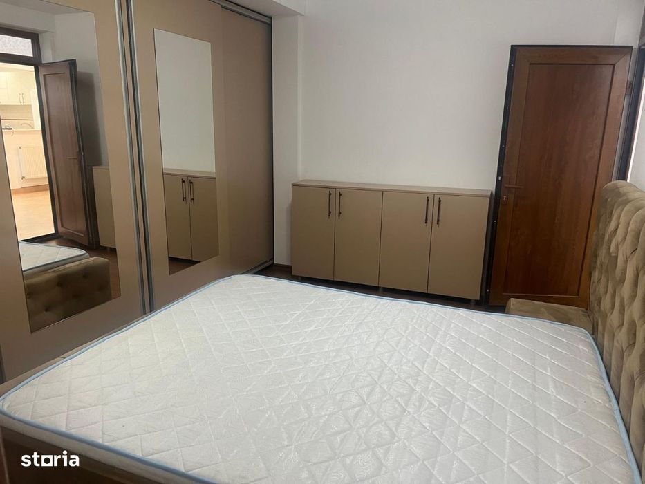 Inchiriere apartament 4 camere, de lux, modificat, Targoviste, micro 3