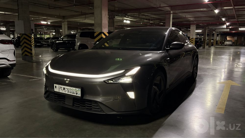 Geely Robocar 07