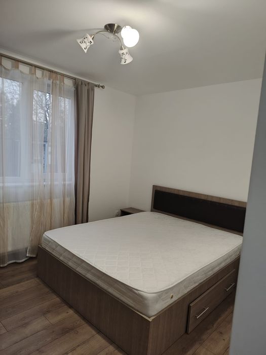 Apartament de inchiriat decomandat