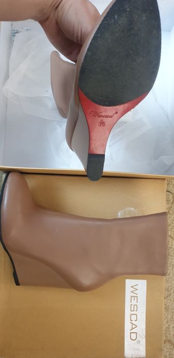 Кожанные 35р  Италия