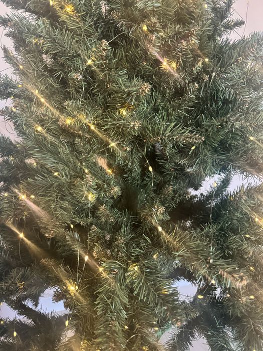 Продам елку  искуственная