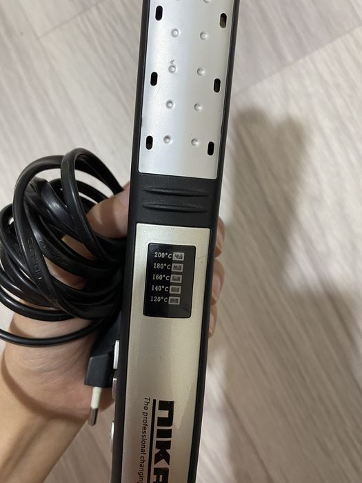 Выпрямитель (утюжок )