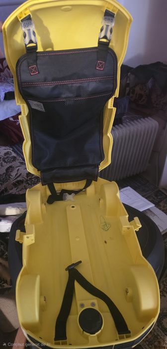 Troler sub forma de masina