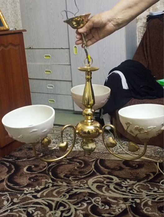 люстры не дорого по 150т