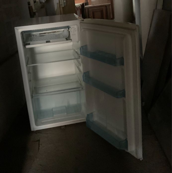 Продаю Холодильник