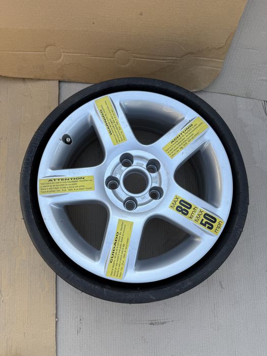 Сгъваема патерица Audi Q3 VW Tiguan 205/70 R16 5x112