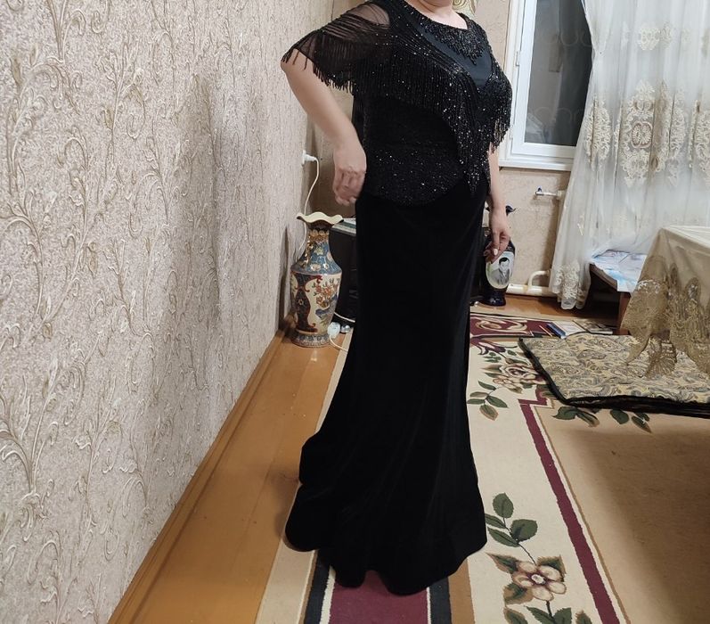 Платье из дубая