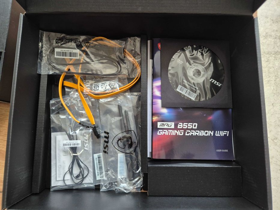 MSI MPG B550 Gaming Carbon WIFI AMD AM4 Motherboard Дъно за Ryzen процесори