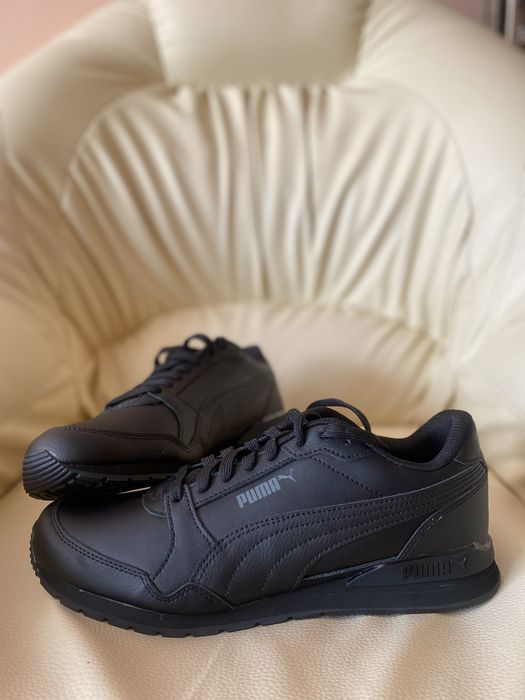 Incaltamite puma , model ST Runner V3