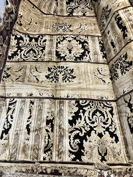 Ковер новый шёлк