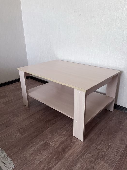 Продам Стол журнальный