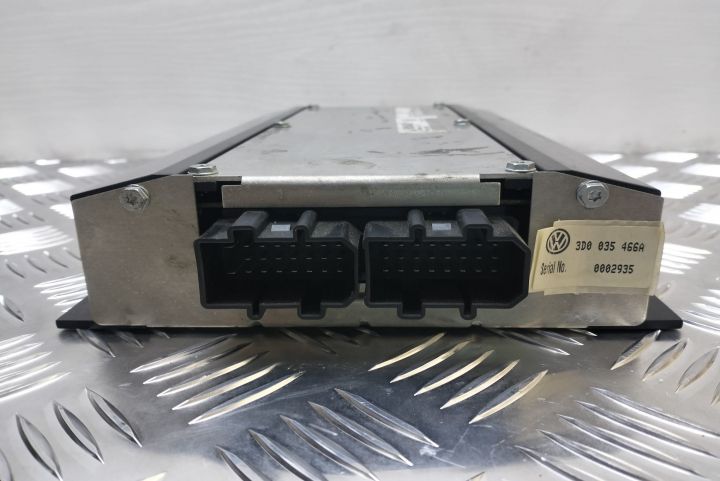 Amplificator audio  3D0035466A Volkswagen VW Phaeton prima generatie