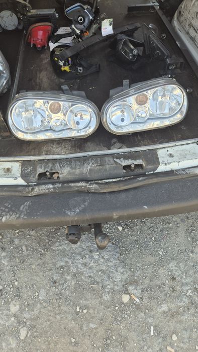 Оригинални Фарове Хела за VW Голф 4