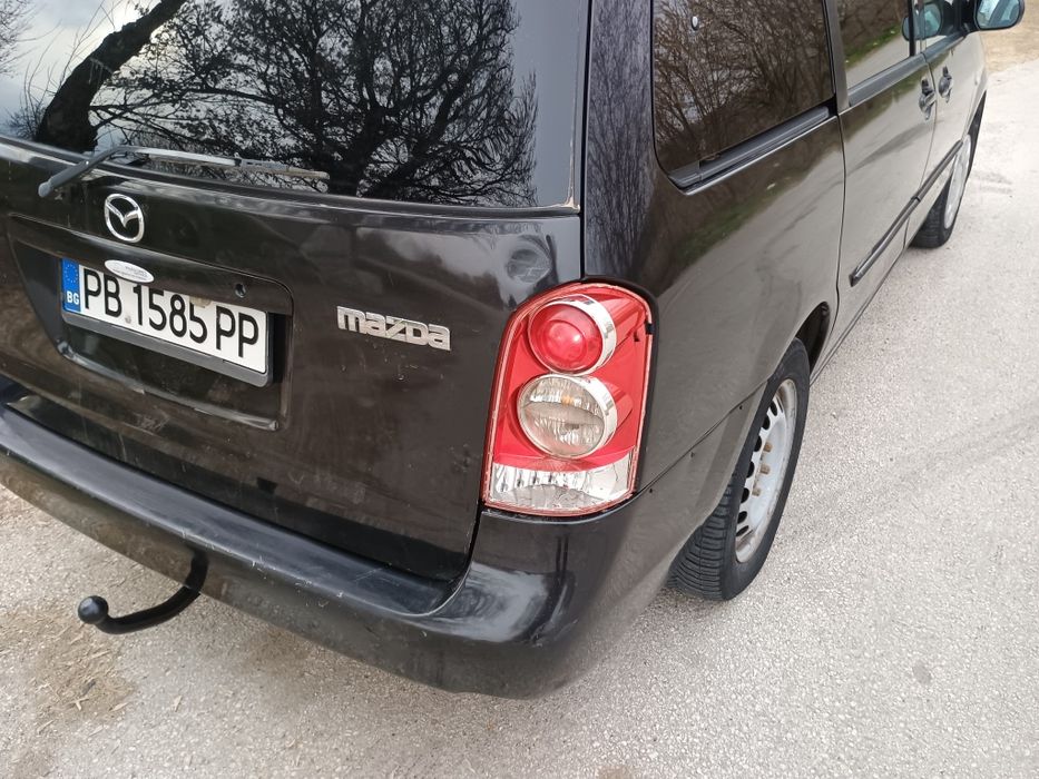 Продавам Мазда МПВ