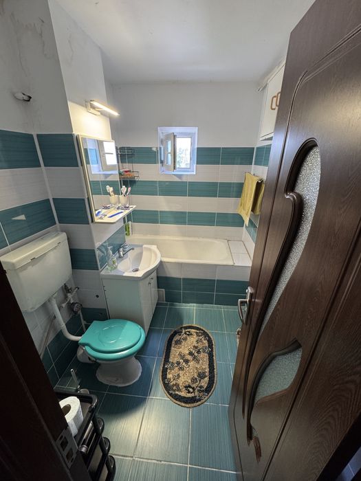 Apartamnet 2 camere, decomandat, Valea Rosie