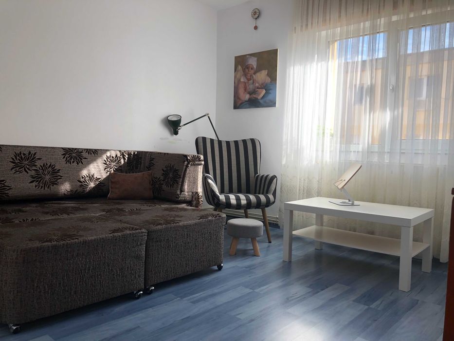 apartament decomandat 2 camere, spatios, luminos, responsabil renovat