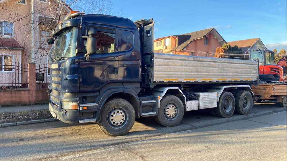 Inchiriere buldoexcavator / miniexcavator / transport basculabil