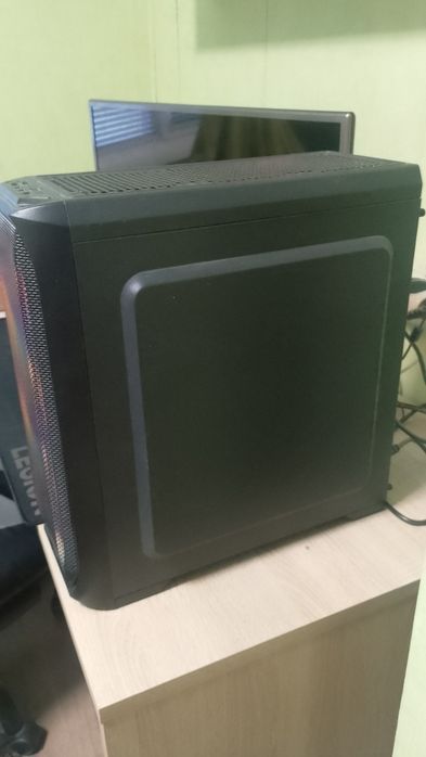 Компютър Геймърски 1660 Ti, I3 10100, ПЕРФЕКТНО СЪСТОЯНИЕ
