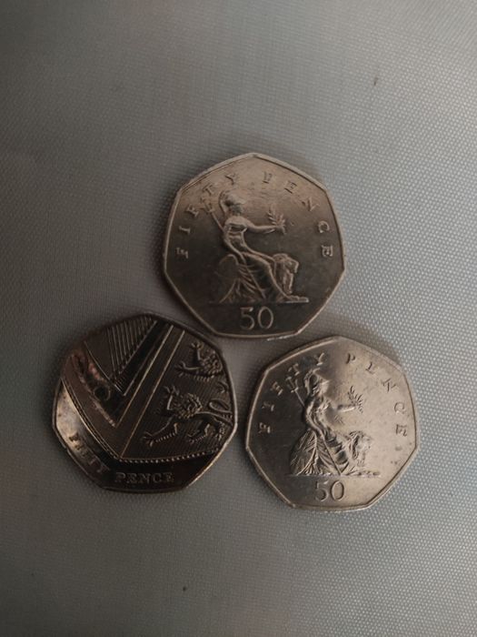 Продам для коллекций ,монеты Англий..