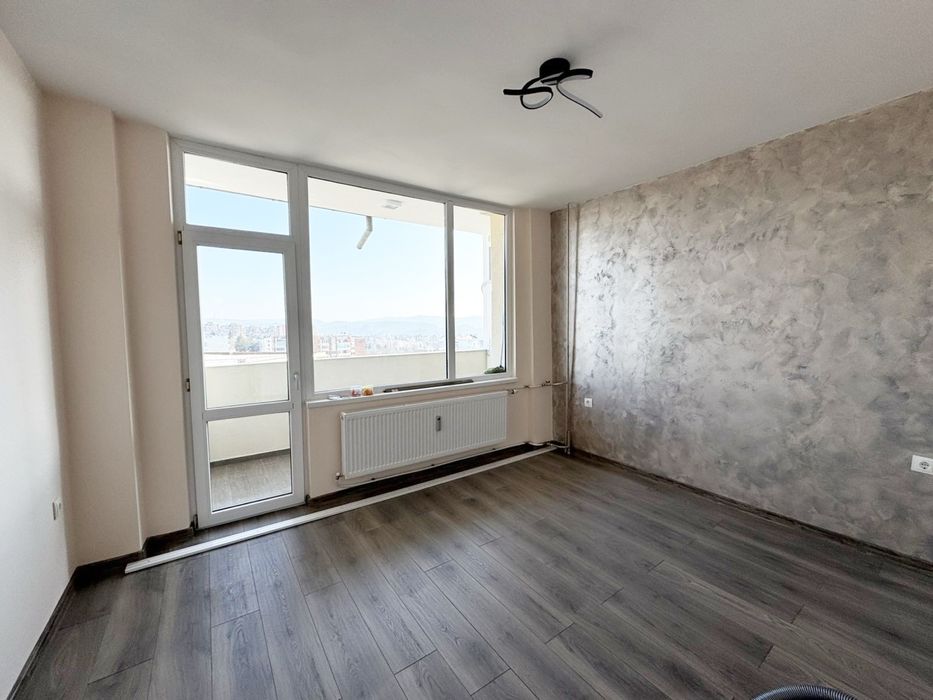 Продава се Тристаен апартамент в Велико Търново, Колю Фичето - 80 кв.м за 1725 €/кв.м - Снимка #8