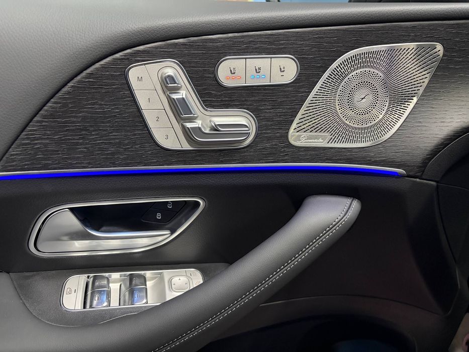 В продаже Mercedes Benz GLE 450