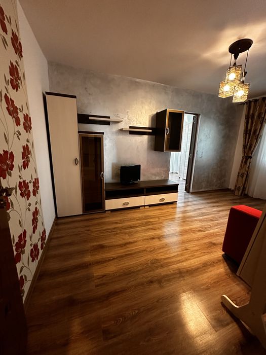 Inchiriez apartament 2 camere