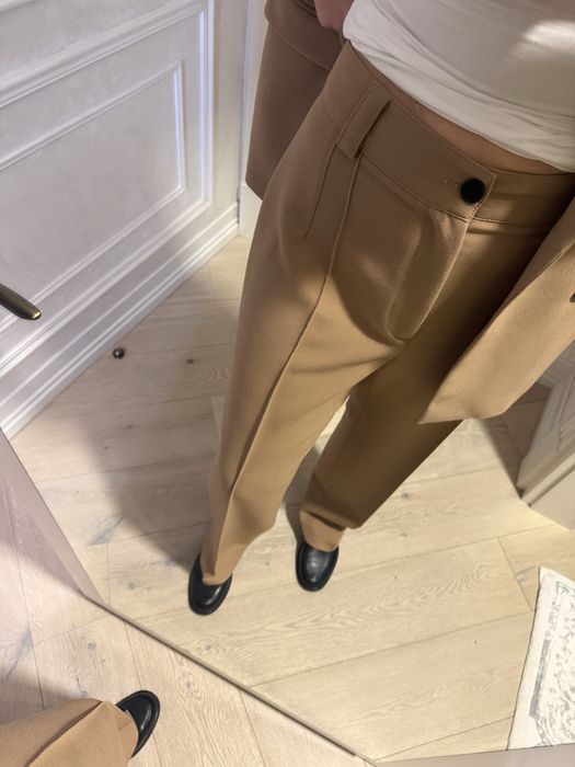 Продам костюм Zara