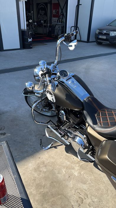 motocicleta Harley Davidson Road King