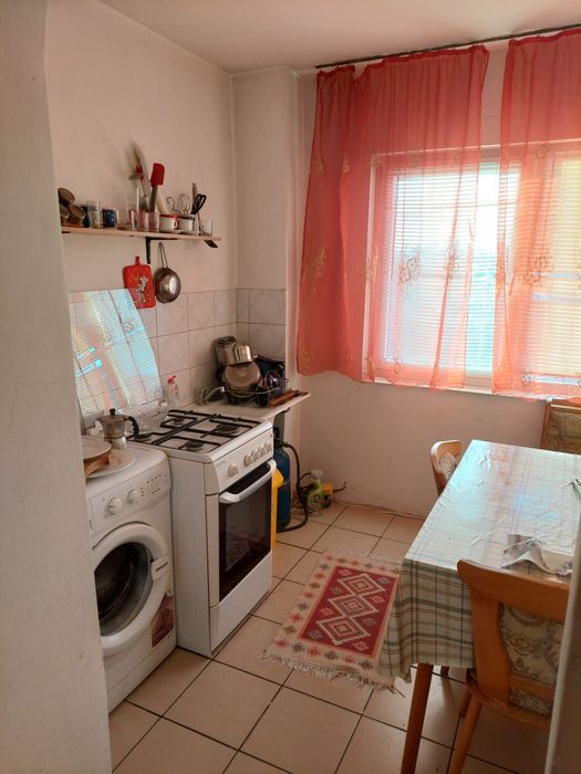 De vânzare apartament cu 2 camere în Aleșd