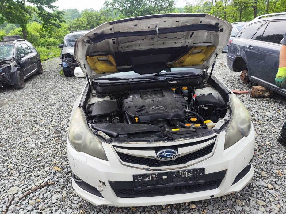 Subaru Legacy 2011г  на части Субару легаси