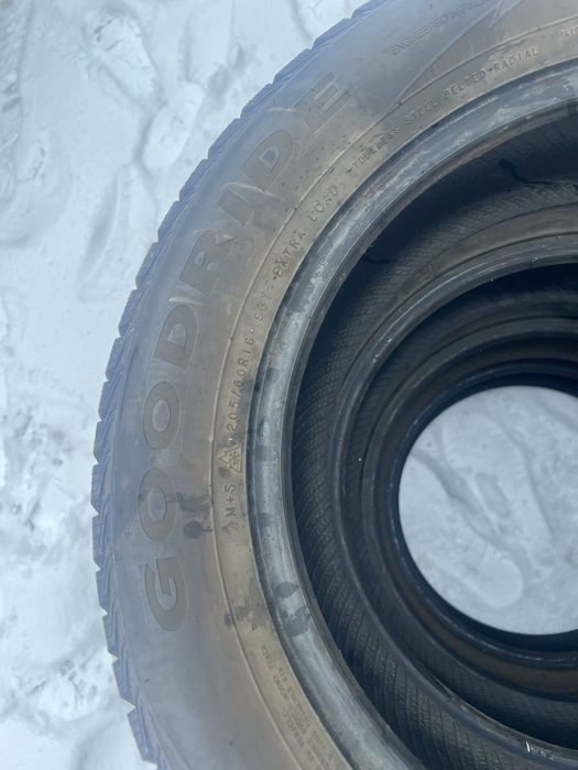 Продается шина на 16 комплект